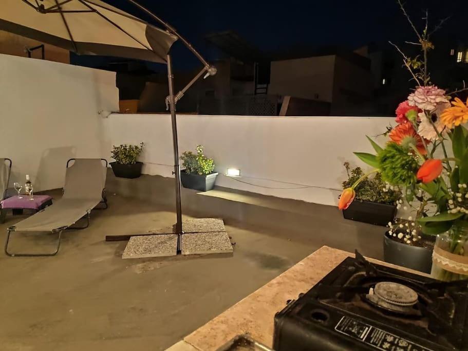 Holiday home Cheerful 3 Bedroom Town House With Garage Free Parking Inside Or Outside With Back Yard And Roof